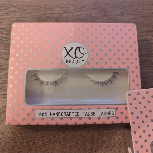 XO Beauty Lashes x 2 (The Understated and The Girl Next Door) - Picture 3 of 6
